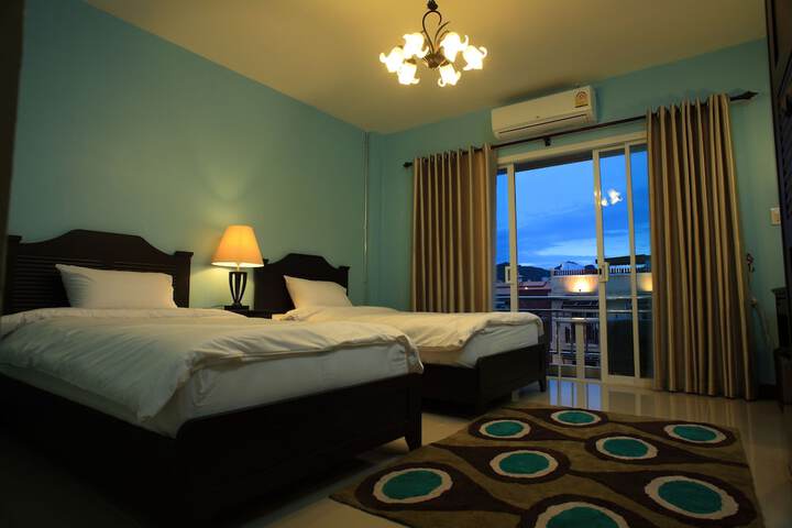 Room 4 of 21