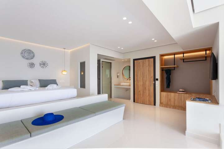 Room 9 of 55