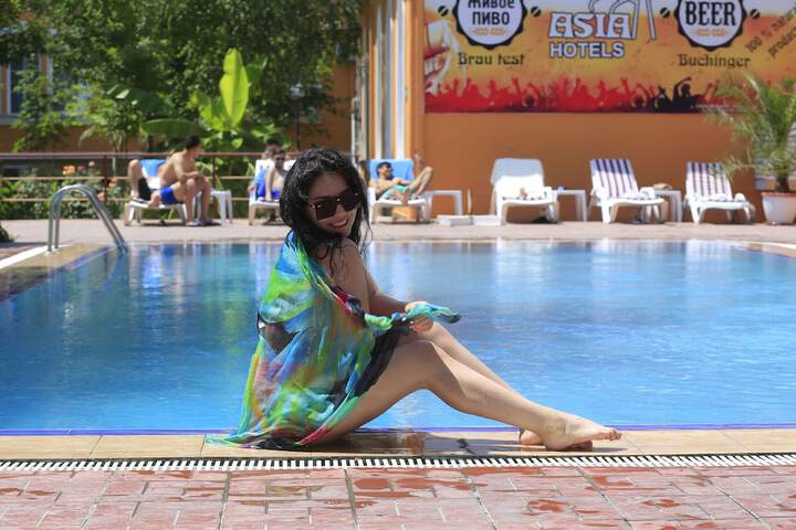 Pool 58 of 92