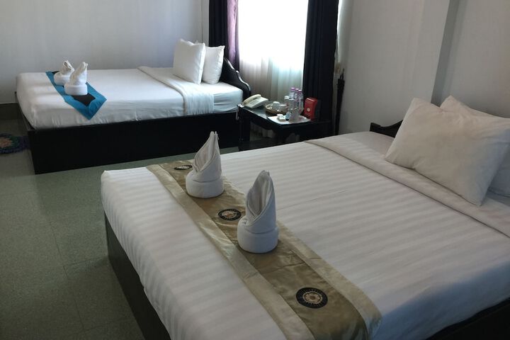 Room 29 of 106