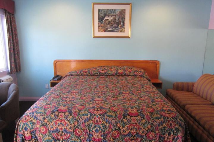 Room 7 of 26