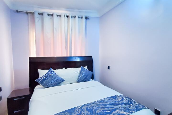Room 9 of 27