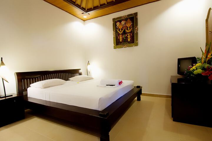Room 5 of 110