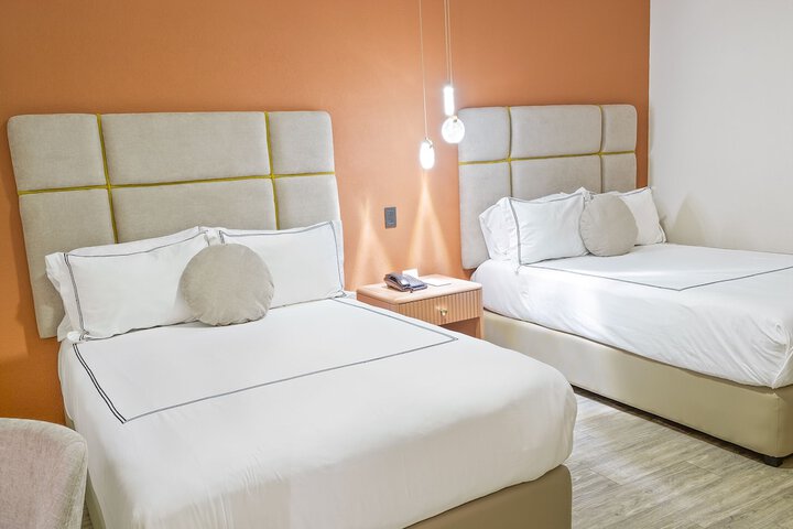 Room 9 of 53
