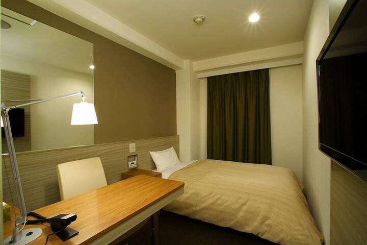 Room 21 of 75