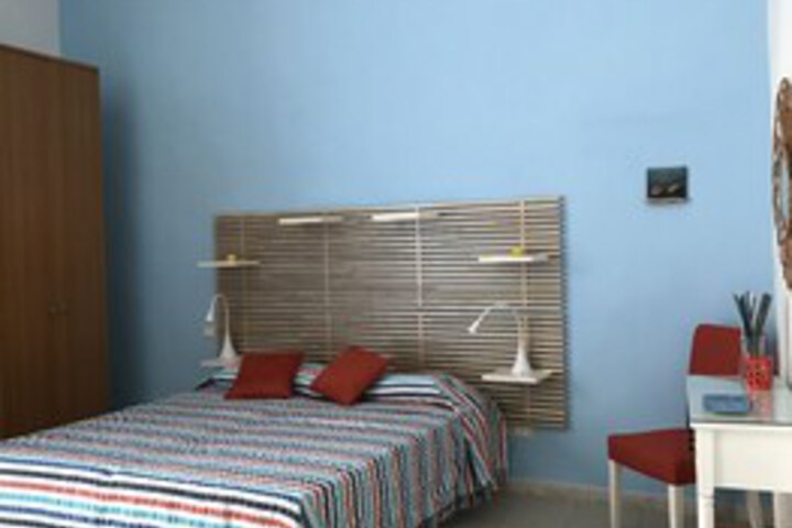 Room 16 of 21