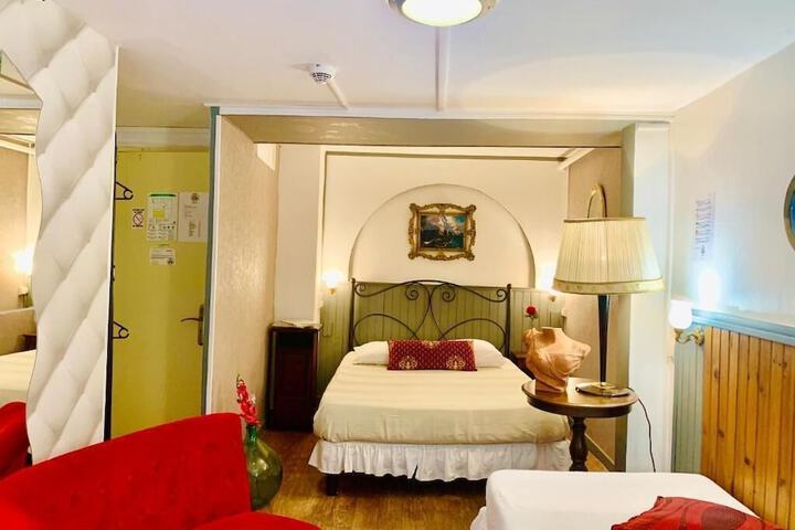 Room 6 of 59