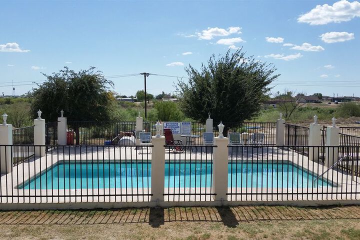 Pool 39 of 47
