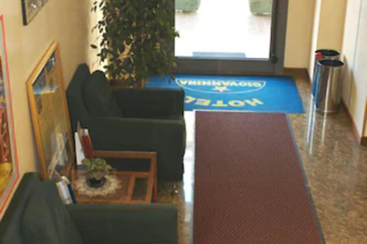 Hotel 3 of 34