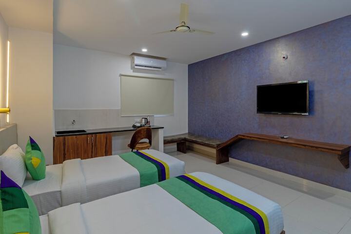 Room 21 of 39