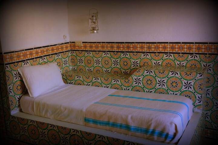 Room 9 of 63