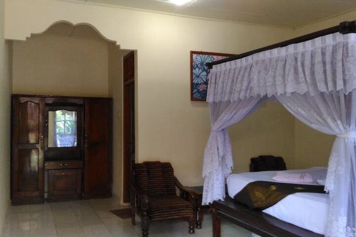 Room 41 of 54