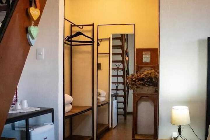Room 7 of 132