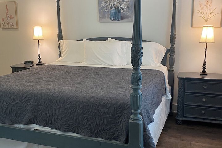 Room 34 of 98
