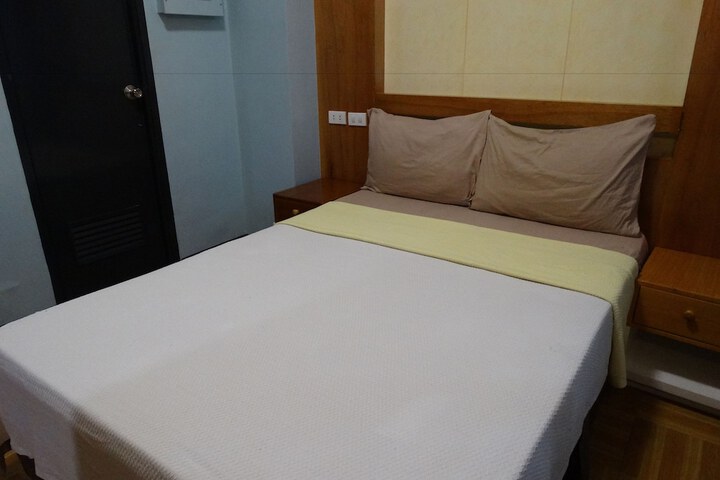 Room 32 of 88