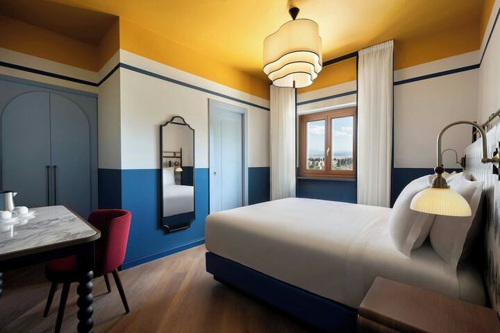 Room 20 of 51