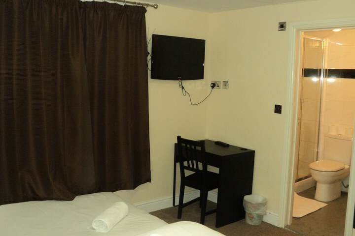 Room 47 of 72