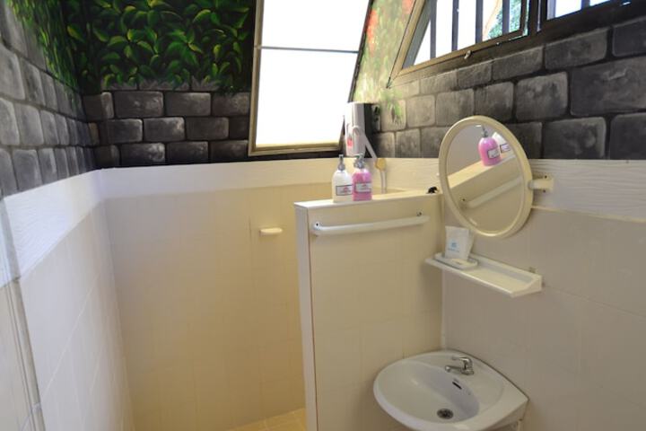 Clean Restrooms