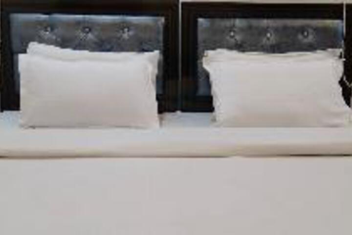 Room 21 of 22
