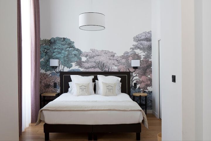 Room 34 of 105