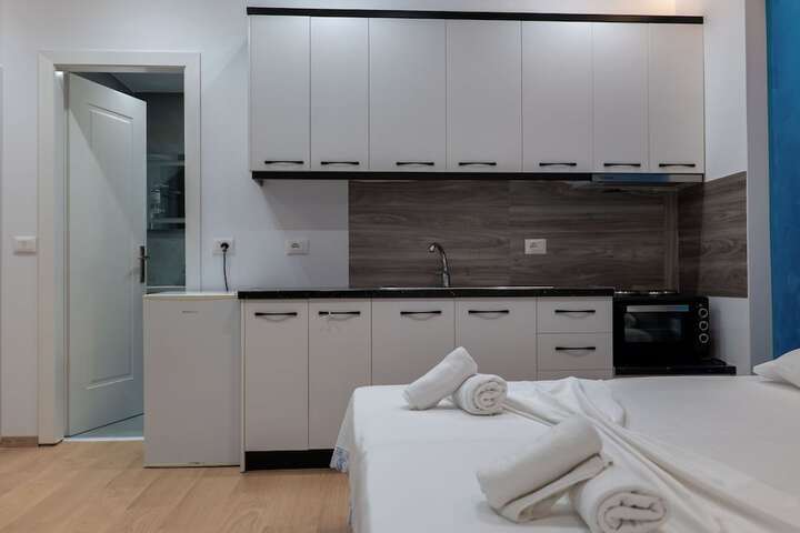Room 68 of 131