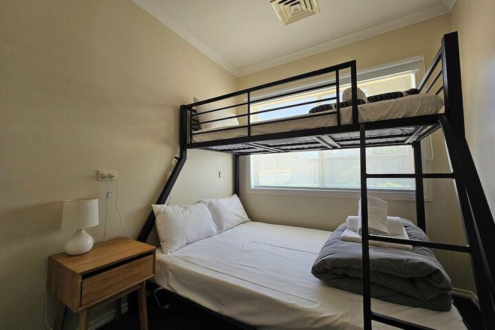 Room 41 of 211