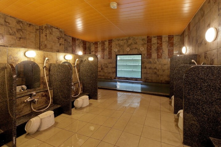Room 15 of 25