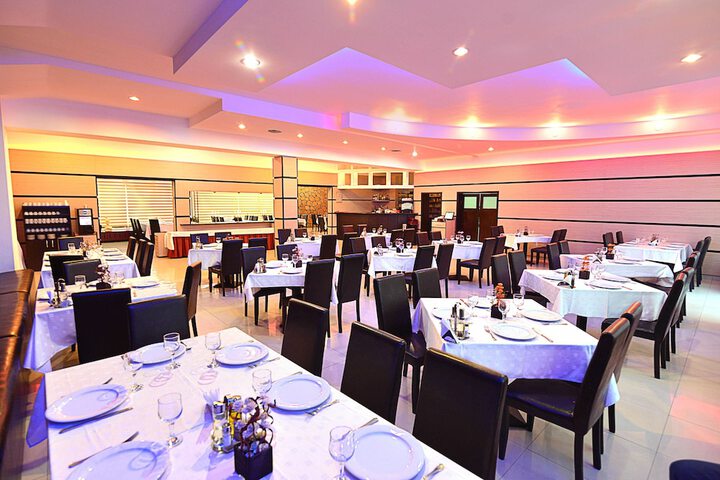 Dining 62 of 147