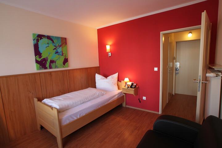 Room 6 of 55