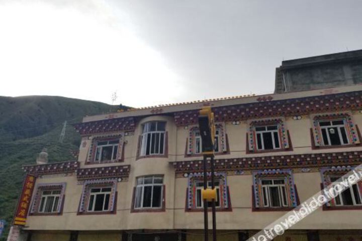 Hotel 1 of 6
