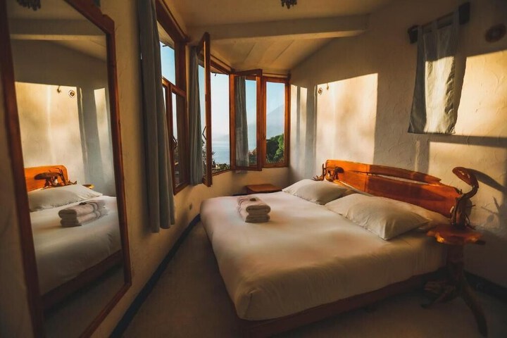 Room 19 of 110