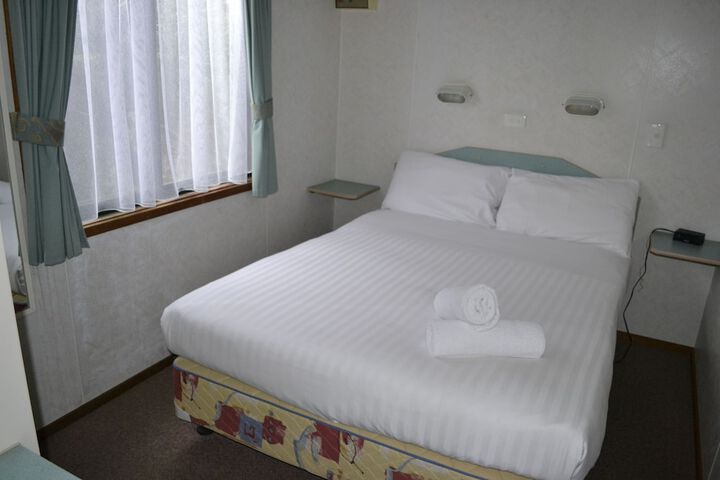 Room 30 of 63