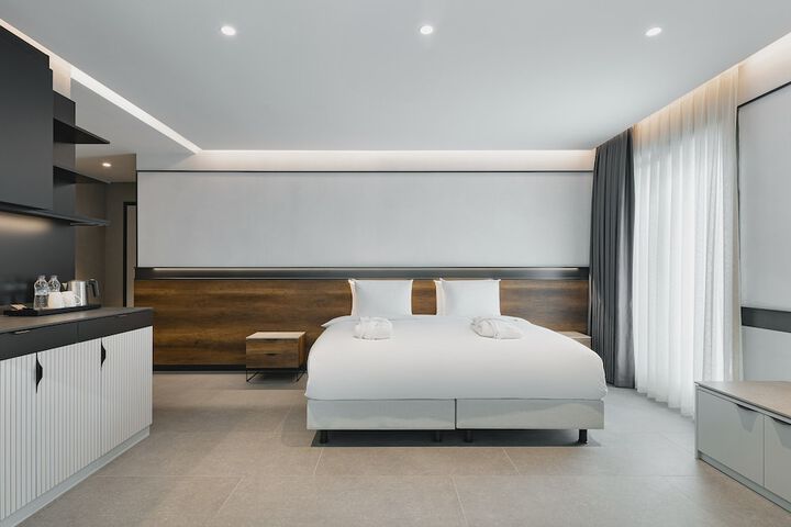 Room 28 of 89