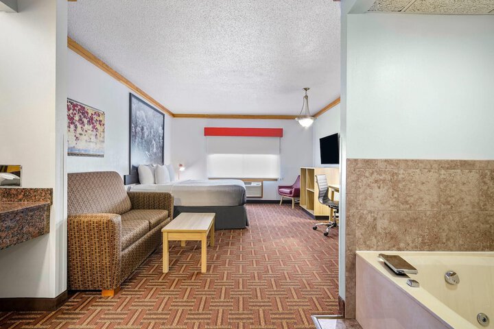 Room 10 of 56