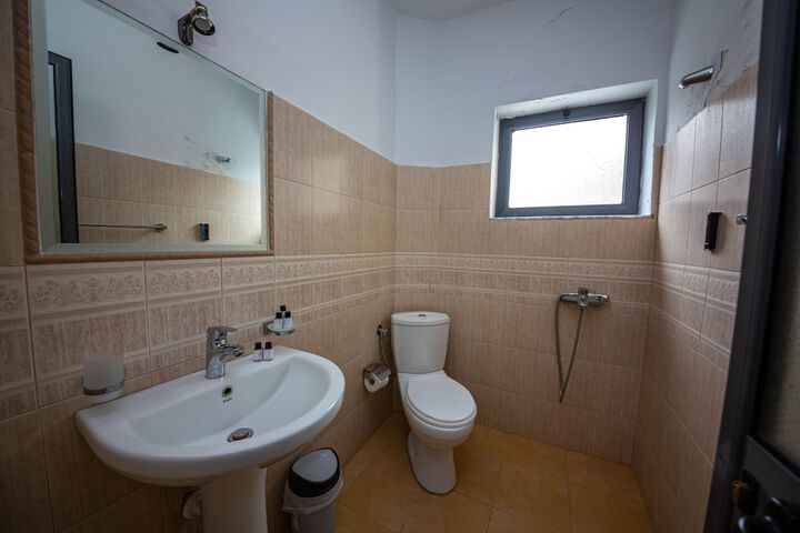 Room 43 of 56