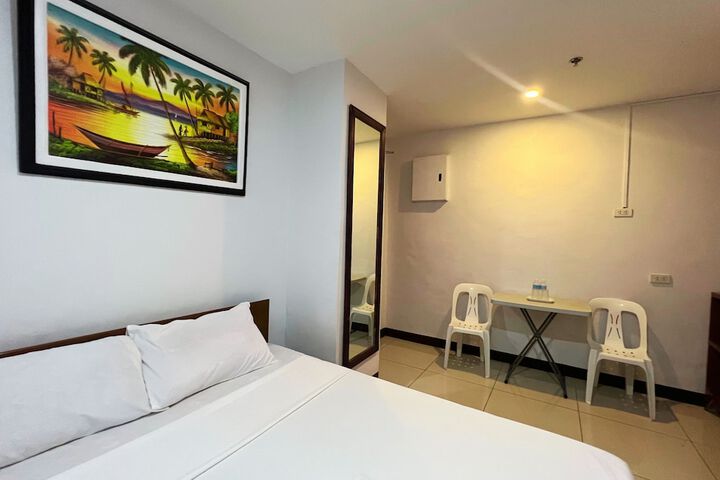 Room 14 of 84