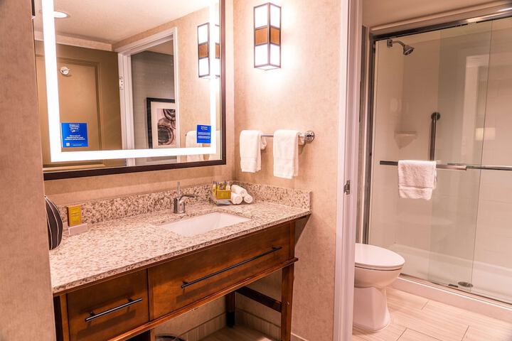 Bathroom shower