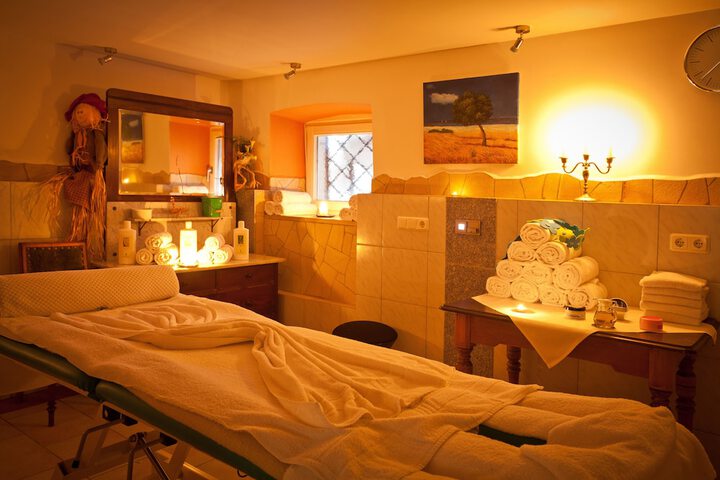 Room 14 of 26