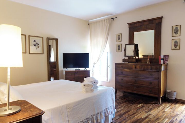 Room 17 of 73