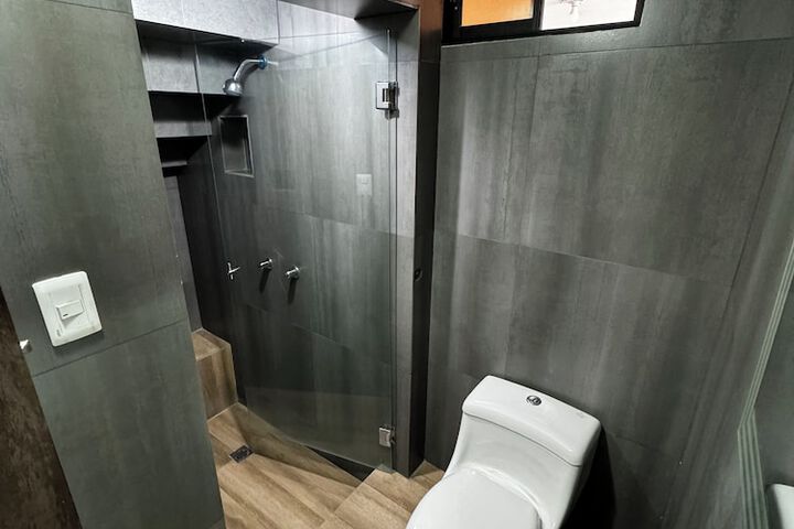 Room 15 of 23