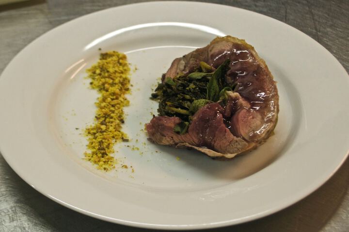 Dining 44 of 80
