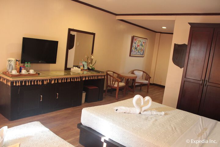 Room 12 of 37