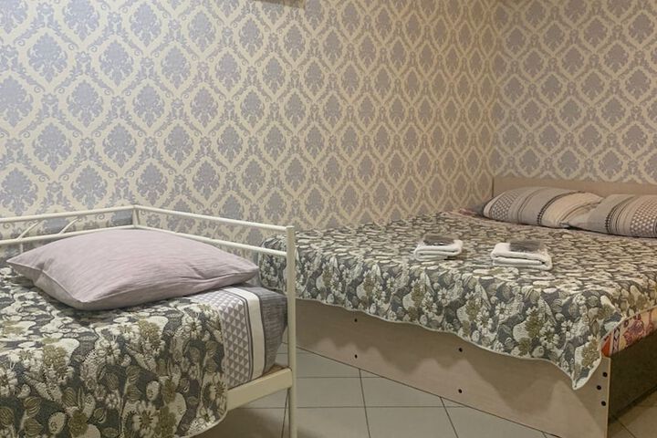 Room 18 of 29