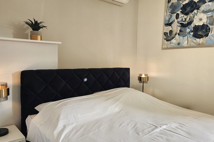 Room 43 of 140
