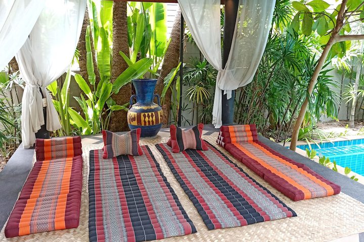 Pool Hotel