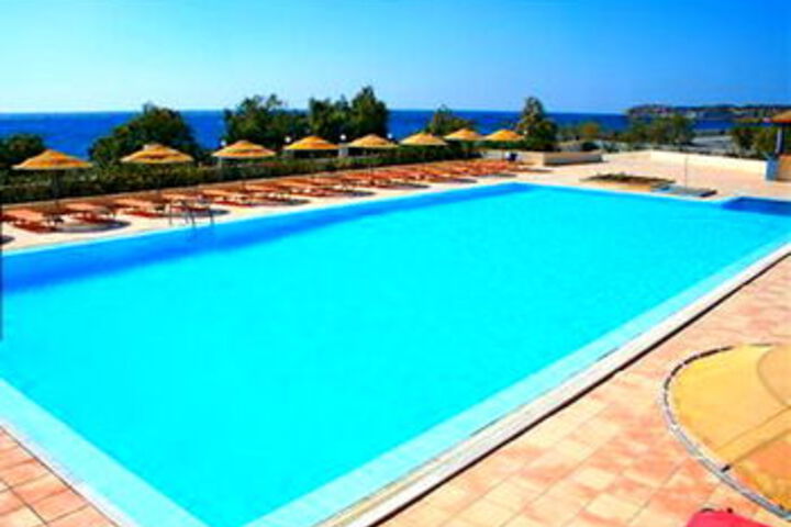 Pool 7 of 8