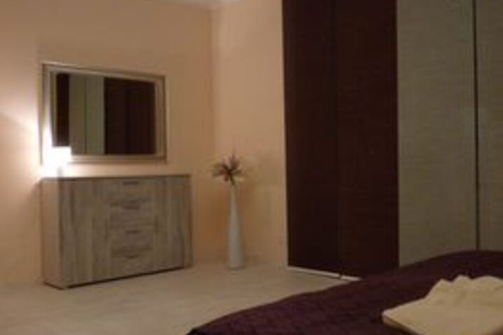 Room 26 of 71