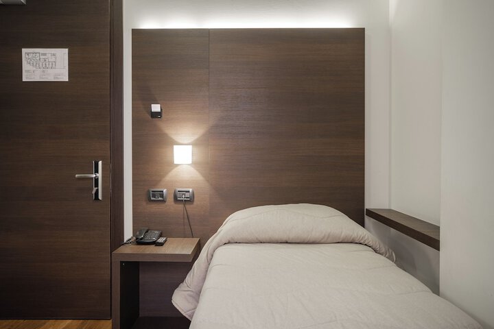 Room 36 of 79