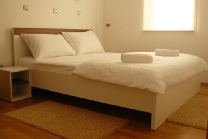 Room 58 of 63