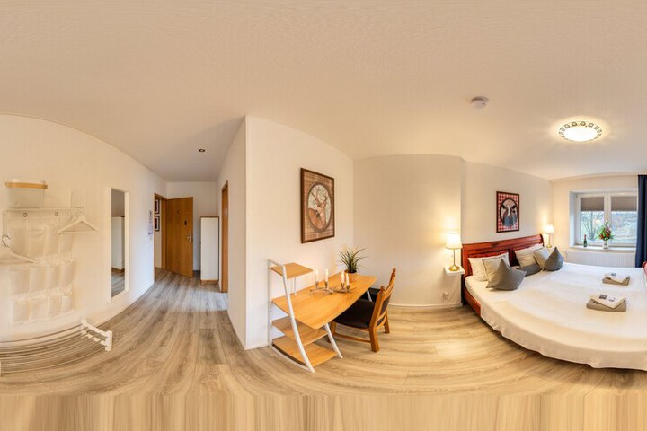 Room 25 of 54